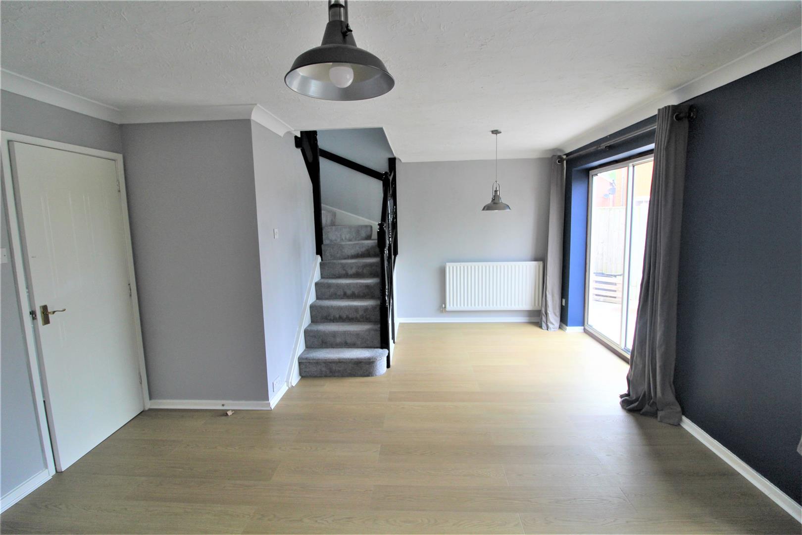 8 Harris Croft, Shrewsbury, SY4 5DU To Let